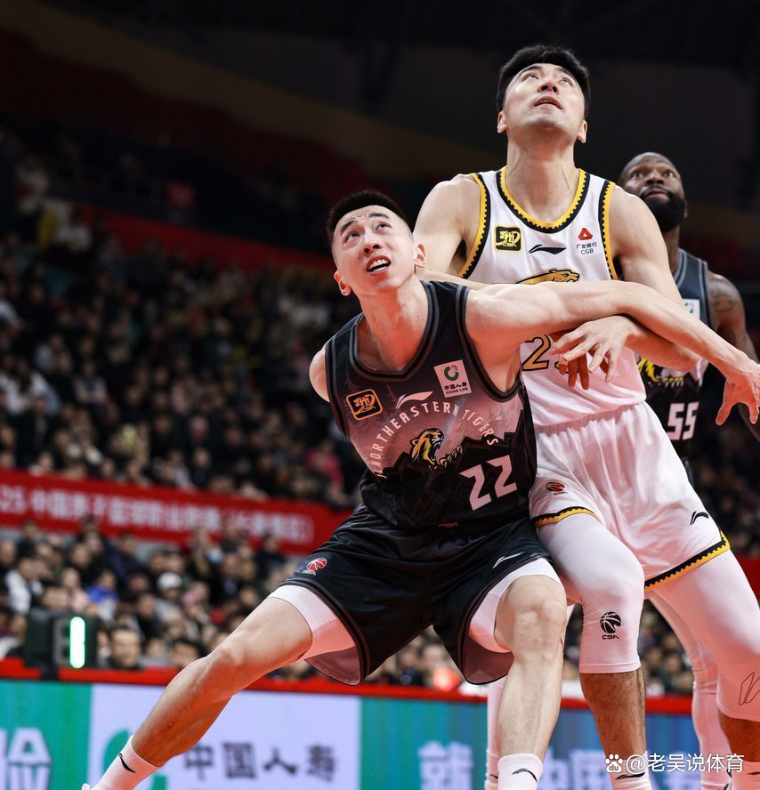 那不勒斯发布备战花絮；赛后内部沟通；CBA常规赛任务艰巨；高层口径保持一致